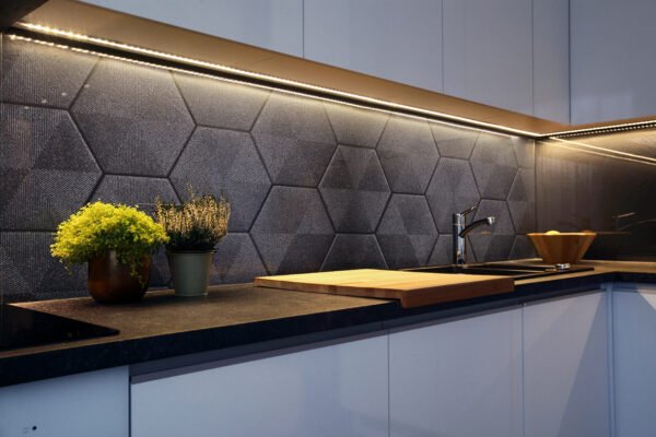 PASTILHA CERAMICA CERAL AC HEXAGONAL CONNECT BLACK CX COM 1,02 METROS - Imagem 3