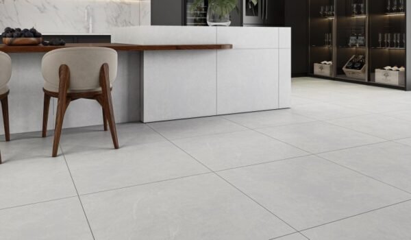 PISO PORCELANATO GAUDI AC 81X81 VARENNA LIGHT CX COM 2,64 METROS - Imagem 3
